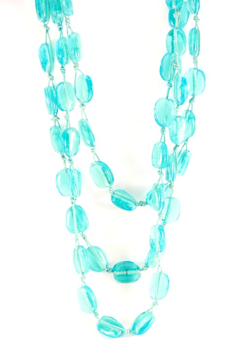 turquoise threaded necklace